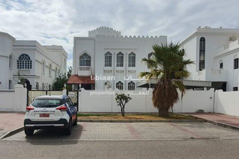 5 غرفة نوم  فيلا في مسقط , عُمان رقم 53805