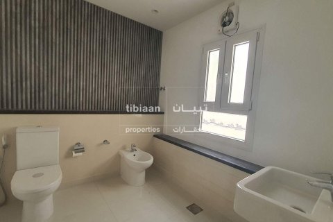 3 bedrooms Twin Villa in Al Khuwair, Oman No. 53801 12