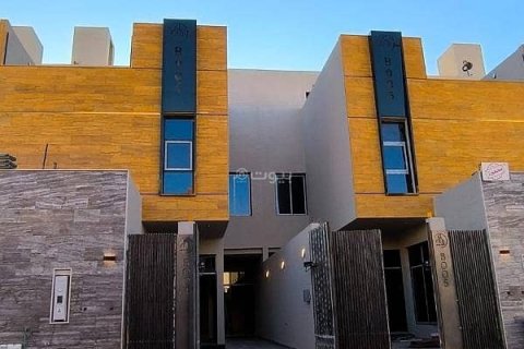 5 bedrooms Villa in Riyadh, Saudi Arabia No. 60626