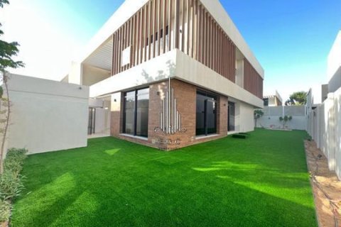5 bedrooms Villa on the Yas Island, UAE No. 49690