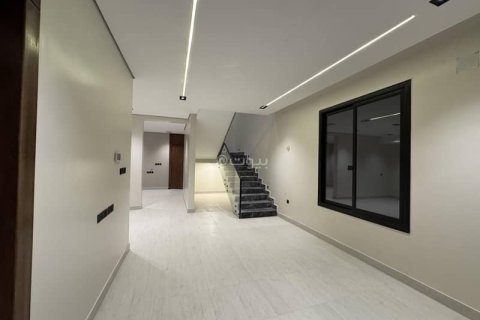 4 bedrooms Apartment in Riyadh, Saudi Arabia No. 61529 13