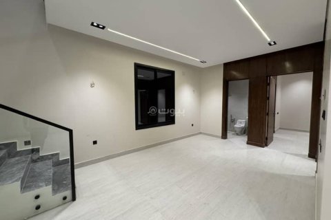 4 bedrooms Apartment in Riyadh, Saudi Arabia No. 61529 8