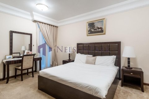 3 bedrooms Apartment in Doha, Qatar No. 58086 5