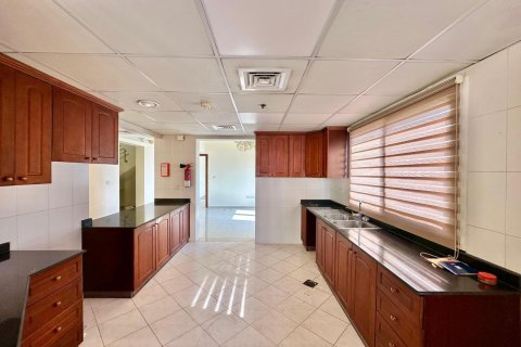 Apartment de 4 dormitorios en Al Hamra Village, UAE No. 34110 10