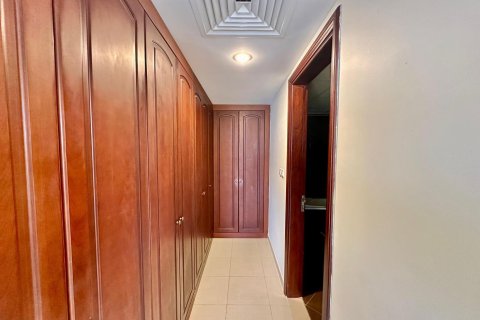 Apartment de 4 dormitorios en Al Hamra Village, UAE No. 34110 23