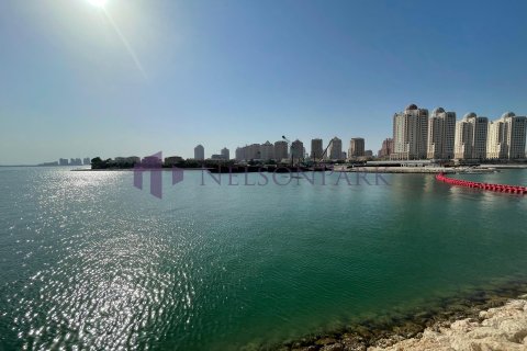 2 bedrooms Apartment in Doha, Qatar No. 56725