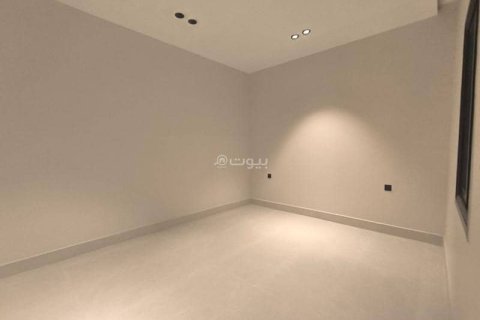 Villa de 5 dormitorios en Riyadh, Saudi Arabia No. 61559 7