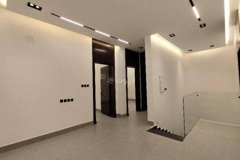 3 bedrooms Apartment in Riyadh, Saudi Arabia No. 61557 8