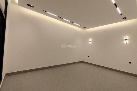 3 bedrooms Apartment in Riyadh, Saudi Arabia No. 61557 4