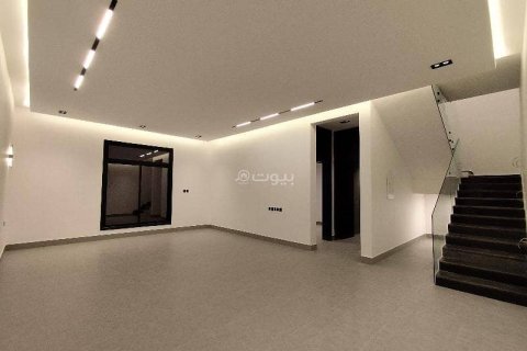 3 bedrooms Apartment in Riyadh, Saudi Arabia No. 61557 5