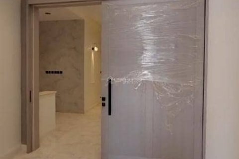 Apartment de 3 dormitorios en Riyadh, Saudi Arabia No. 61697 3