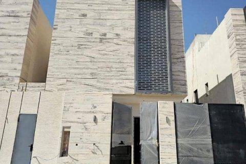 4 bedrooms Villa in Riyadh, Saudi Arabia No. 61702