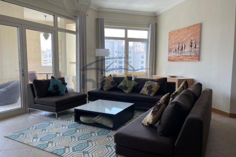 Квартира с 2 спальнями в Shoreline Apartments, ОАЭ №35137