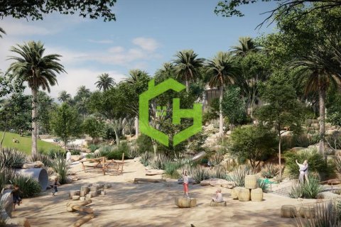 898.6m² Land in Dubai, UAE No. 37045