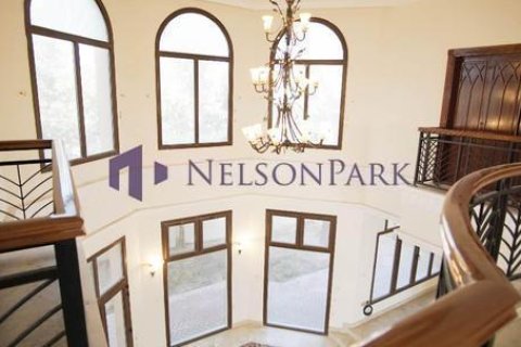 Villa de 5 dormitorios en Doha, Qatar No. 57398 9