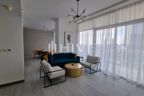 Квартира с 3 спальнями в Джумейра Вилладж Серкл, ОАЭ №46512