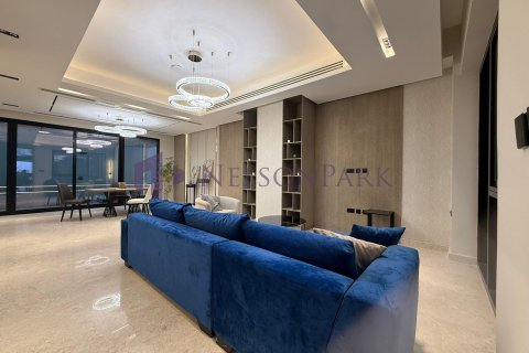4 bedrooms Villa in Lusail, Qatar No. 56583 9