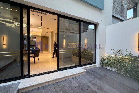 4 bedrooms Villa in Lusail, Qatar No. 56583 15