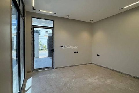 Villa de 3 chambres à Riyadh, Saudi Arabia No. 69140 8