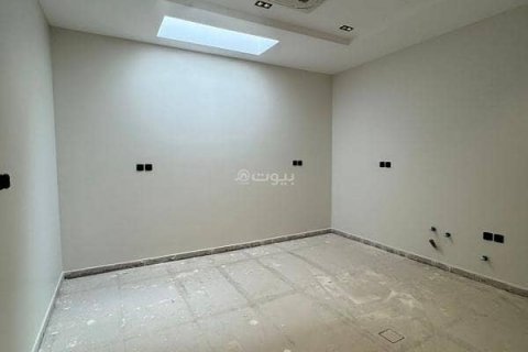 Villa de 3 chambres à Riyadh, Saudi Arabia No. 69140 13