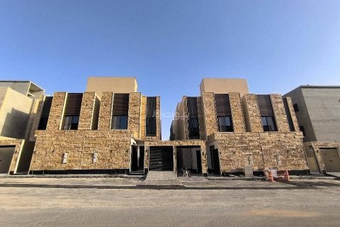 Villa de 5 chambres à Riyadh, Saudi Arabia No. 69138 3