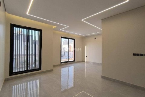 Villa de 5 chambres à Riyadh, Saudi Arabia No. 69138 13