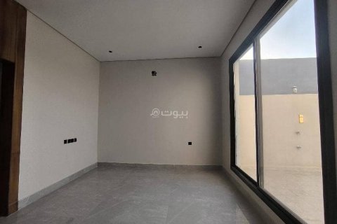 Villa de 5 chambres à Riyadh, Saudi Arabia No. 69138 18