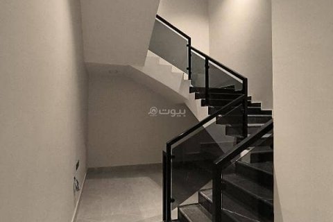 Villa de 5 chambres à Riyadh, Saudi Arabia No. 69138 10