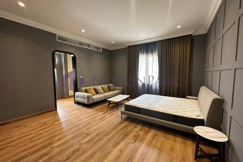 4 bedrooms Villa in Doha, Qatar No. 58442 12