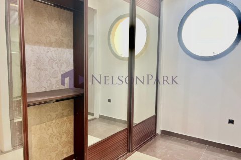 5 bedrooms Villa in Doha, Qatar No. 58386 16
