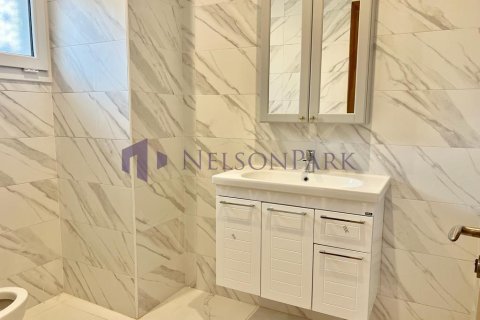 4 bedrooms Villa in Doha, Qatar No. 58385 8