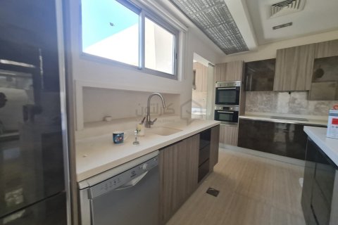 Villa de 4 dormitorios en Amwaj Islands, Bahrain No. 98543 4