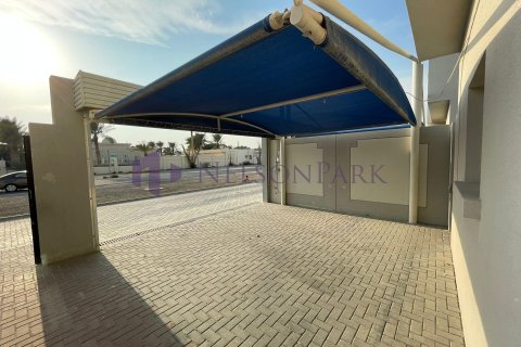 4 غرف نوم فيلا في الدوحة, Qatar رقم 58349