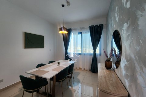 Appartement de 2 chambres à Al Nahyan Camp, UAE No. 42536 3