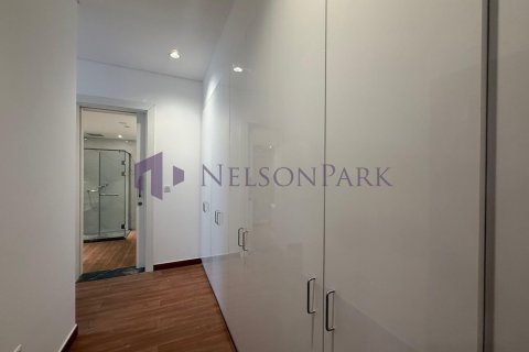 4 bedrooms Apartment in Doha, Qatar No. 58207 15