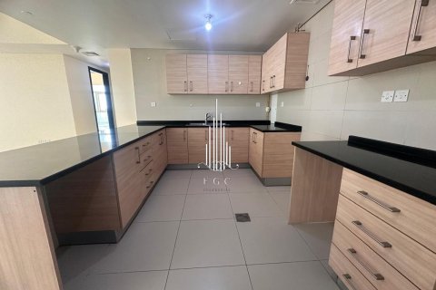 2 bedrooms Apartment in Al Reem Island, UAE No. 36778 14