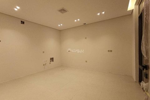 Villa de 5 chambres à Riyadh, Saudi Arabia No. 59908 9