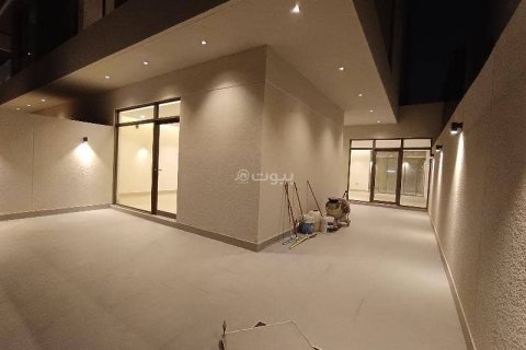 Villa de 5 chambres à Riyadh, Saudi Arabia No. 59908 4