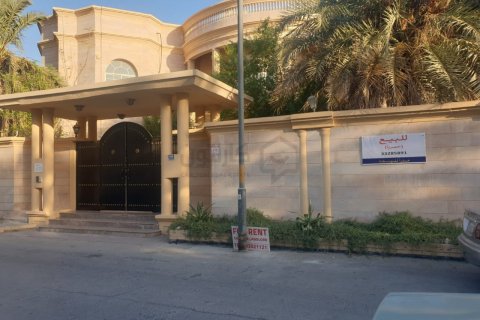 Villa de 20 dormitorios en Manama, Bahrain No. 59088 6