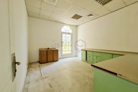 Villa de 20 dormitorios en Manama, Bahrain No. 59088 3