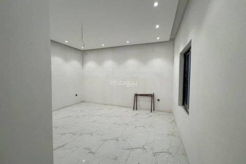 5 bedrooms Villa in Khobar, Saudi Arabia No. 60029 17