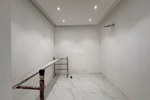 5 bedrooms Villa in Khobar, Saudi Arabia No. 60029 21