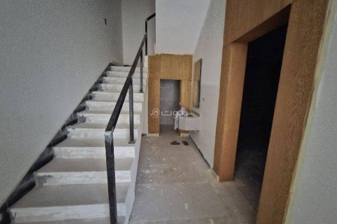 5 bedrooms Apartment in Riyadh, Saudi Arabia No. 60026 11