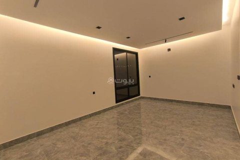5 bedrooms Villa in Riyadh, Saudi Arabia No. 60025 14