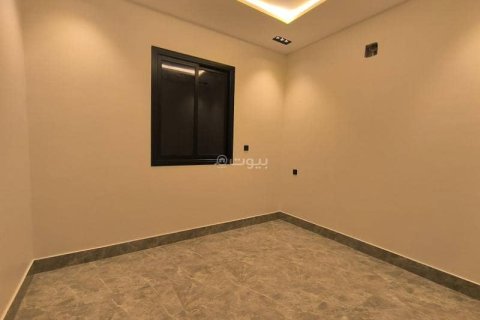 5 bedrooms Villa in Riyadh, Saudi Arabia No. 60025 18