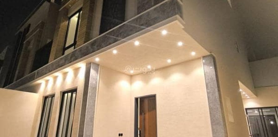 5 bedrooms Villa in Riyadh, Saudi Arabia No. 60025