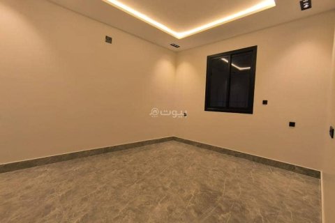 5 bedrooms Villa in Riyadh, Saudi Arabia No. 60025 10