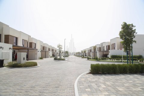 3 bedrooms Townhouse on the Yas Island, UAE No. 36760