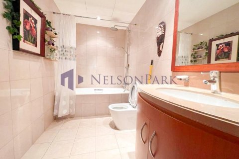 2 bedrooms Apartment in Doha, Qatar No. 60812 13