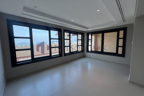 5 bedrooms Townhouse in Doha, Qatar No. 60813 23